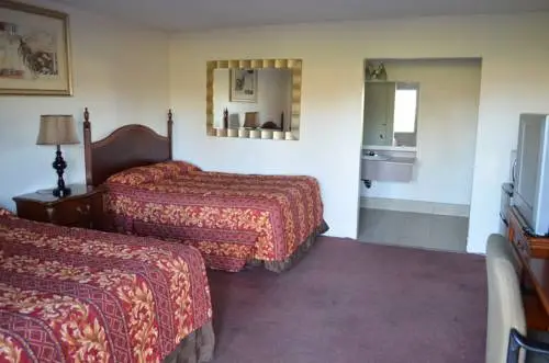 Diamond Inn 6